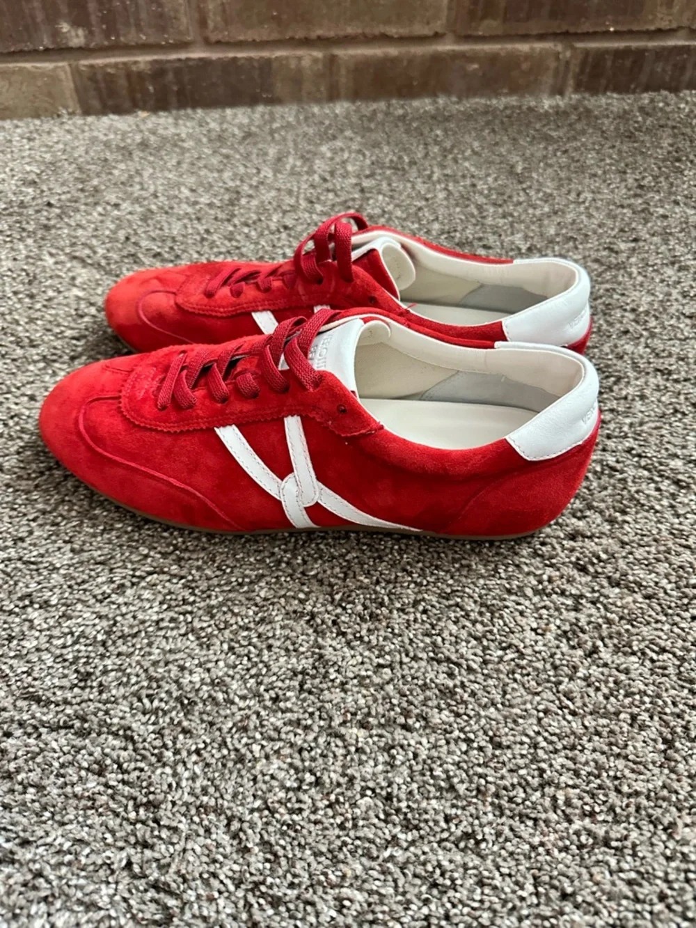 Veronica Beard Riviera Red Suede 7 Like New Retro Streetwear